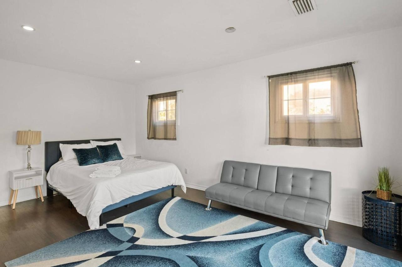 Beverly Hills Main House 3BR Hot Tub - 2