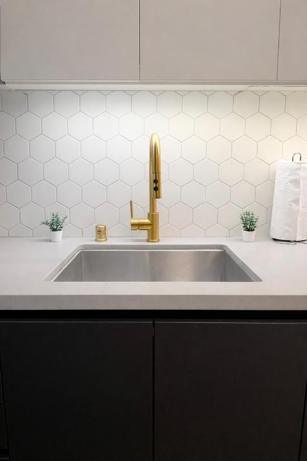 Luxury Hollywood Blvd Studio With Parking - 3