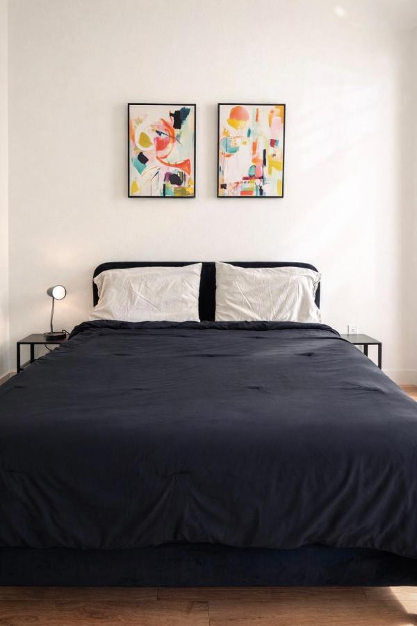 Luxury Hollywood Blvd Studio With Parking - 2