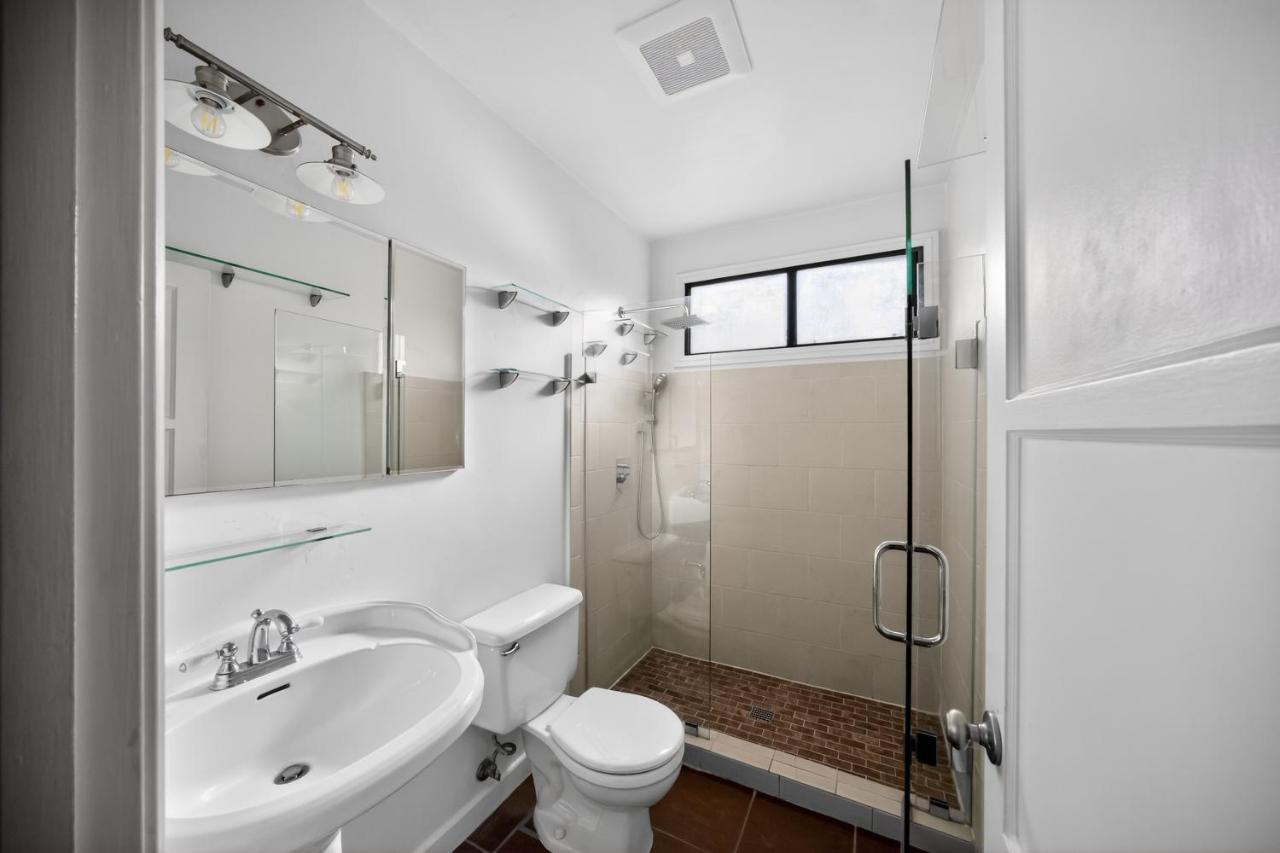 Stylish Suites 10 min to UCLA & Santa Monica - 3