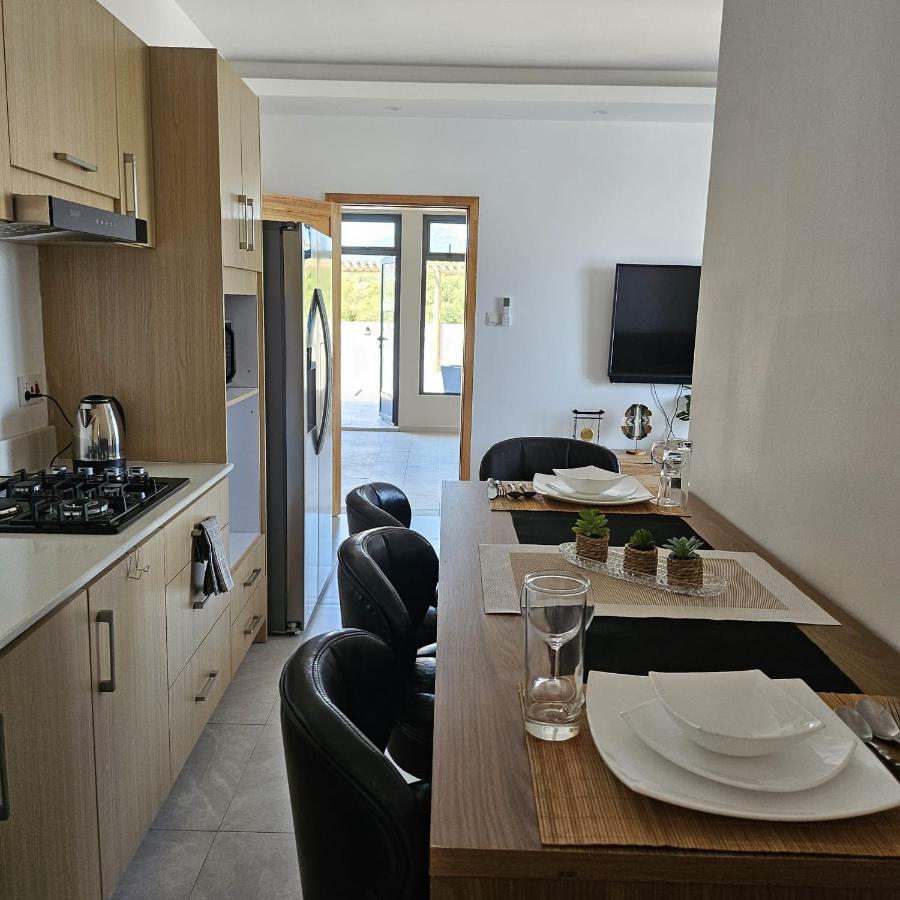 Penthouse paradise getaway 300m to the beach - 5