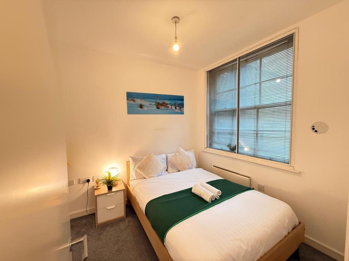 2 Bedroom Flat near King's Cross Station - Central London Stay - 2