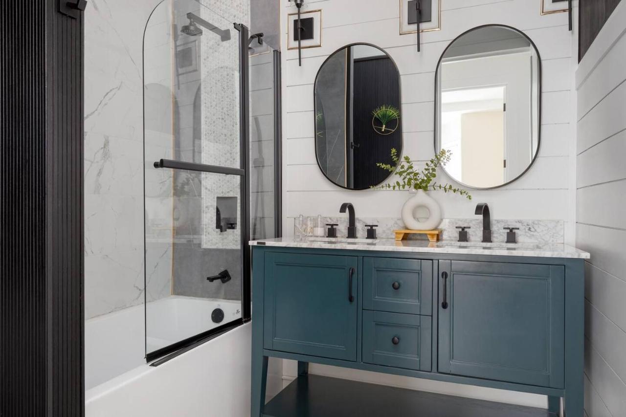 Modern Jersey City Duplex Near PATH & NYC Access - 3