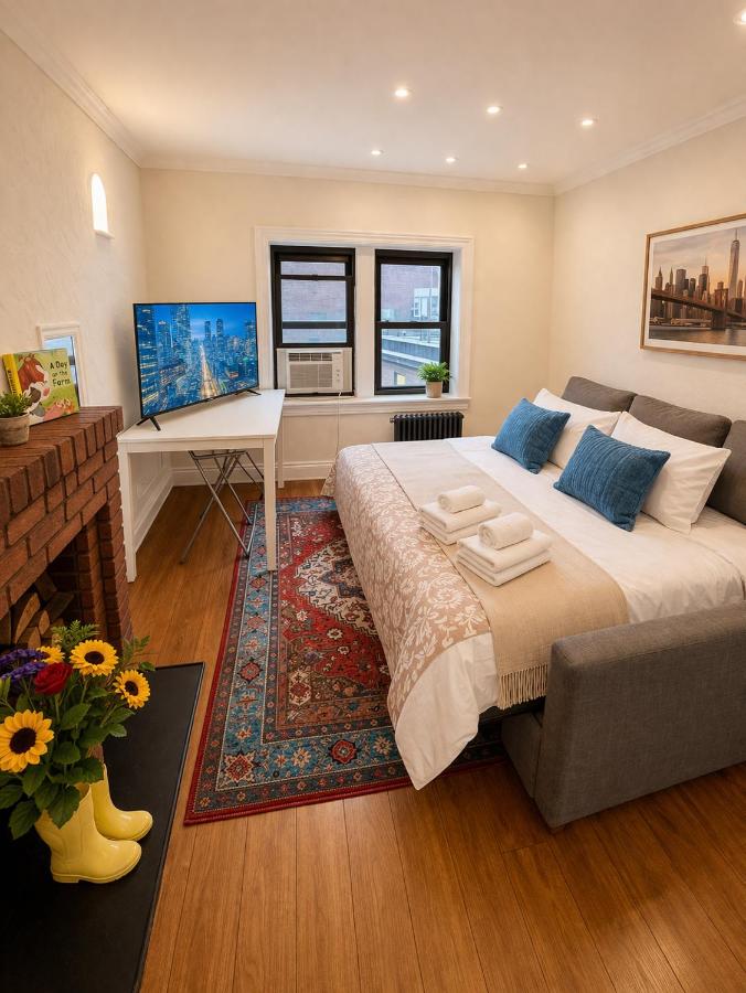 Flatiron Bright 1BR with living room, Top Floor Best location in FANCY Manhattan - 5