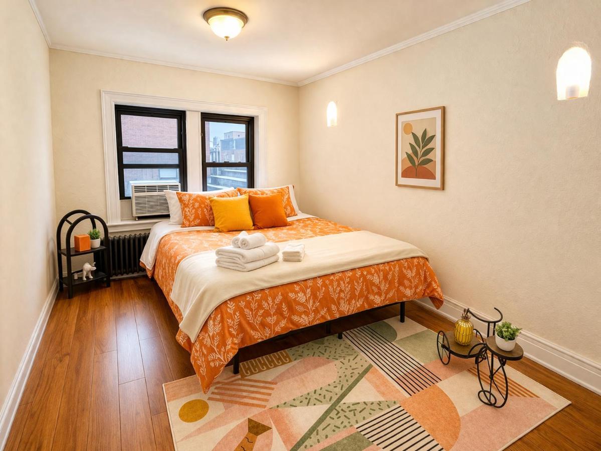 Flatiron Bright 1BR with living room, Top Floor Best location in FANCY Manhattan - 2
