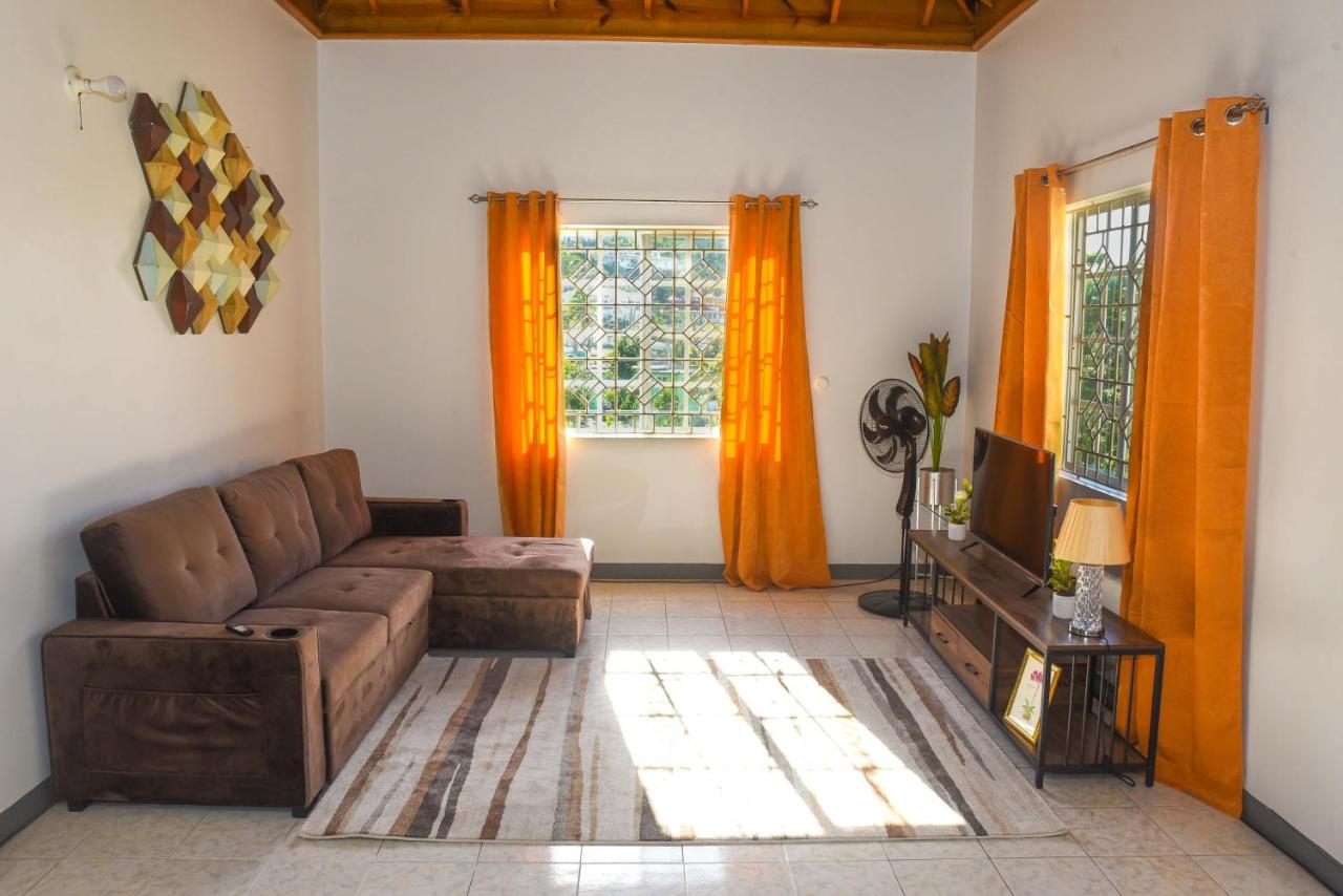 Comfy Seaview 2 Bedroom Apartment, Montego Bay, AC, Beach - 5