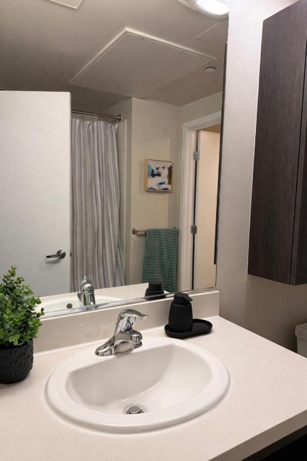 DTLA Studio Walk to Crypto Arena and Convention Center - 3