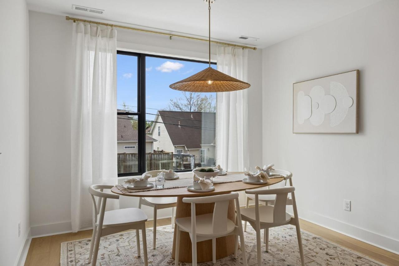 Modern Townhouse Rooftop Hot Tub & Fireplace - 3