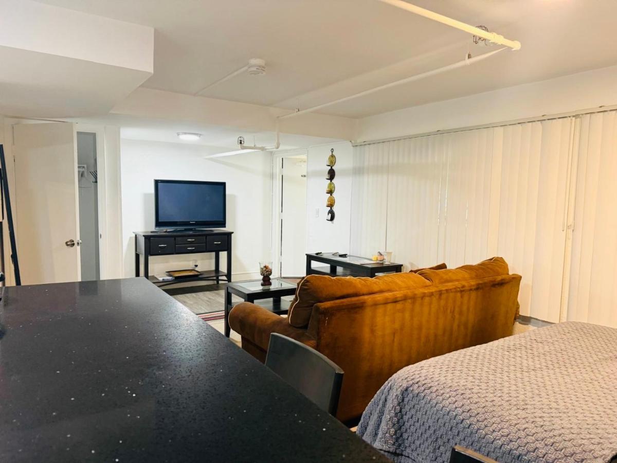 Larchmont studio apartment - 2