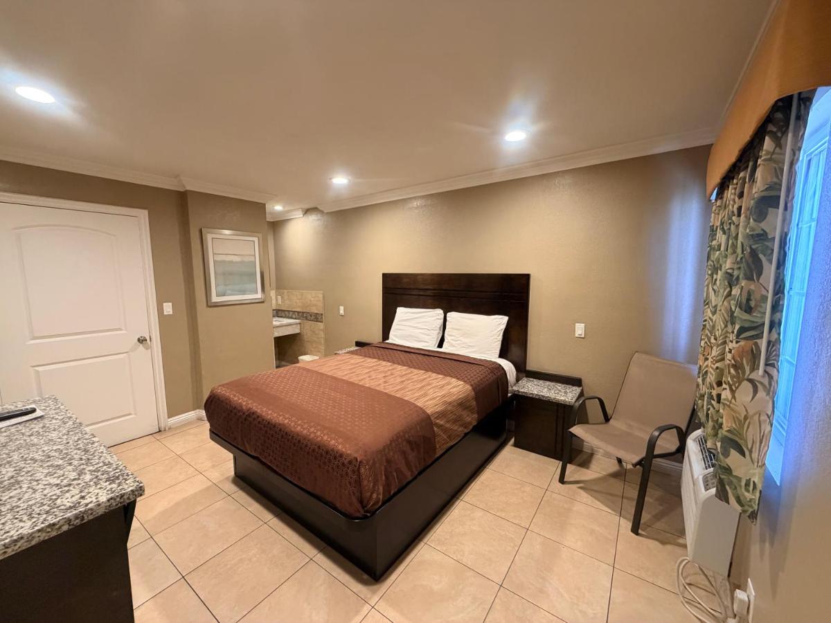 Stallion Motel Los Angeles - 2