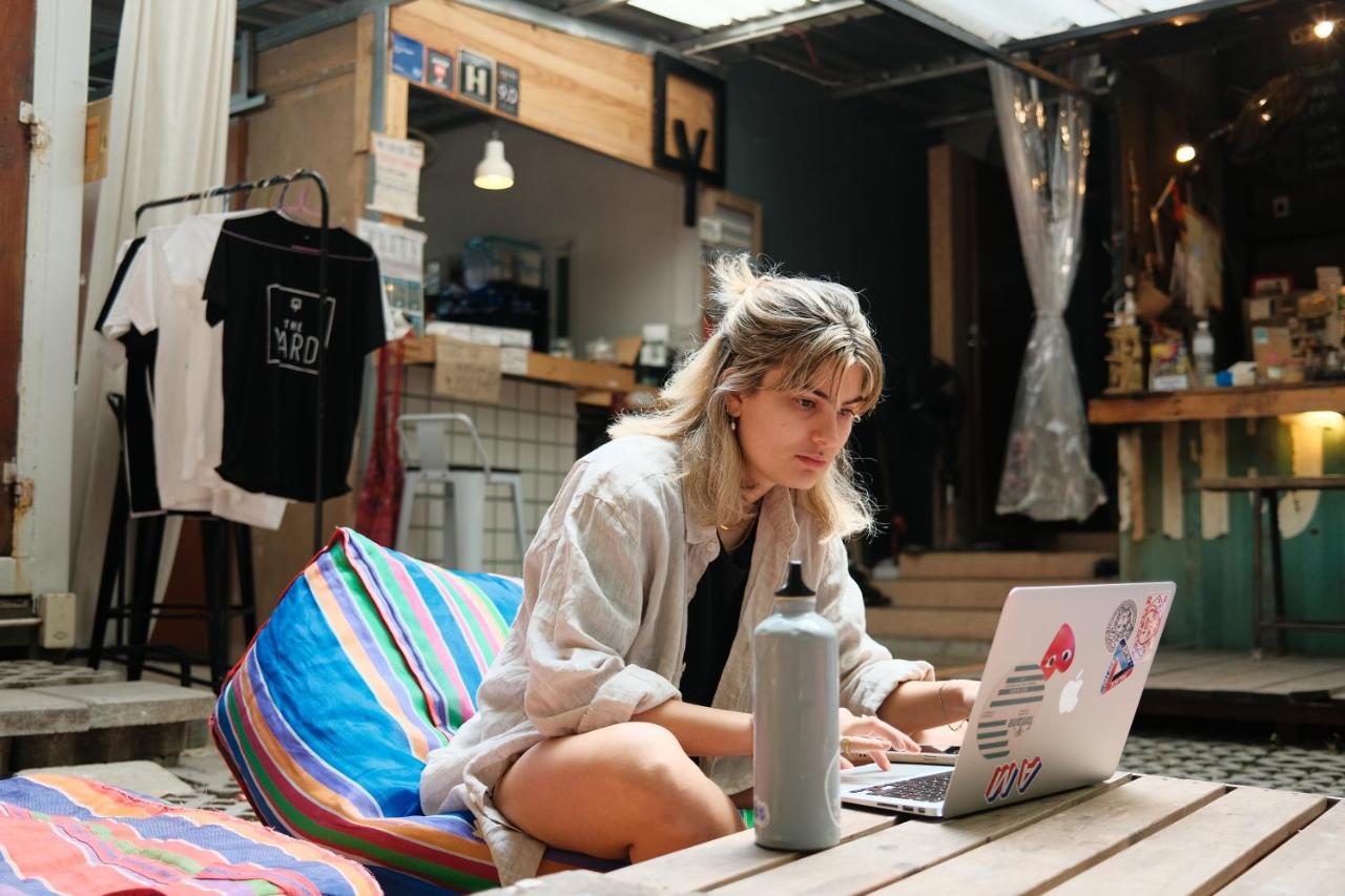 The Yard Bangkok Hostel - 4