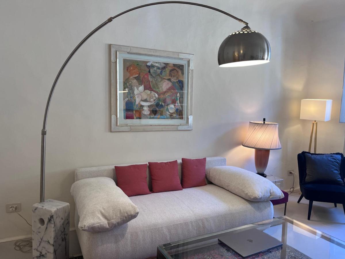 Uffizi Charming Apartment - 2