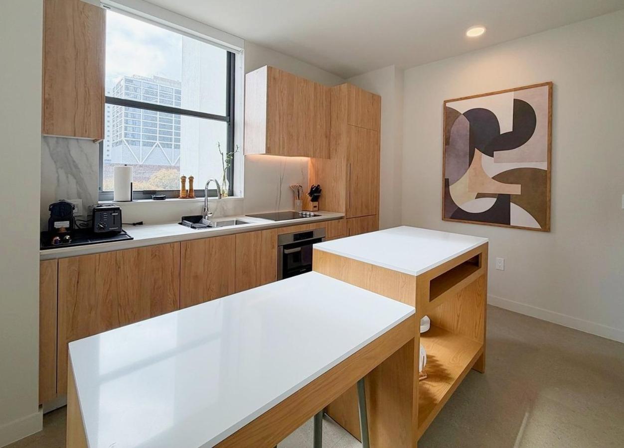 Elevated City Living at The Crosby - Downtown Miami - 4