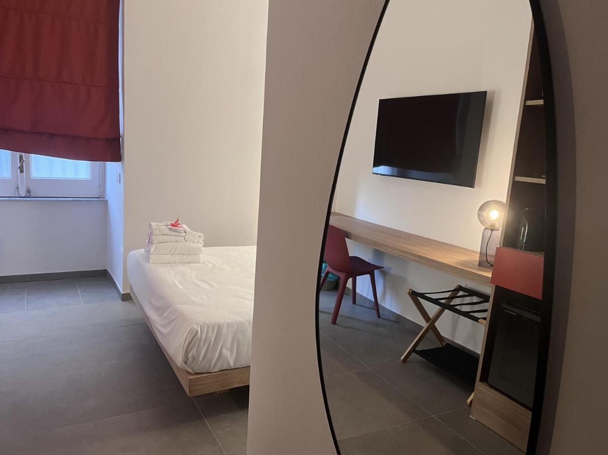 Rooms Around - 3
