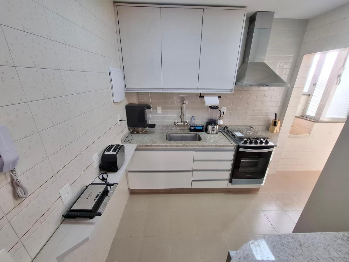 Laos Leblon, 2 Bedroom and 2 Blocks to Beach - 2