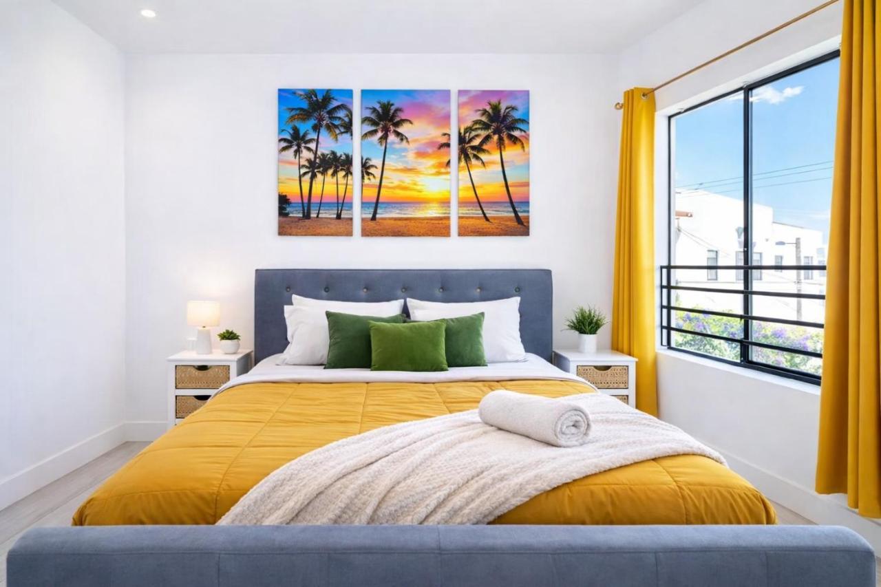 Central Family Townhouses in Hollywood - 4