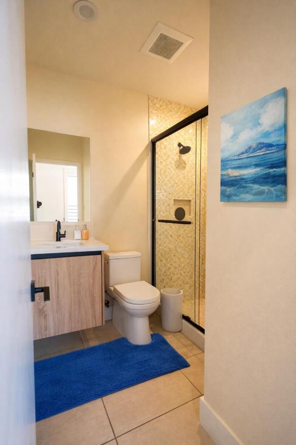 Central Family Townhouses in Hollywood - 5