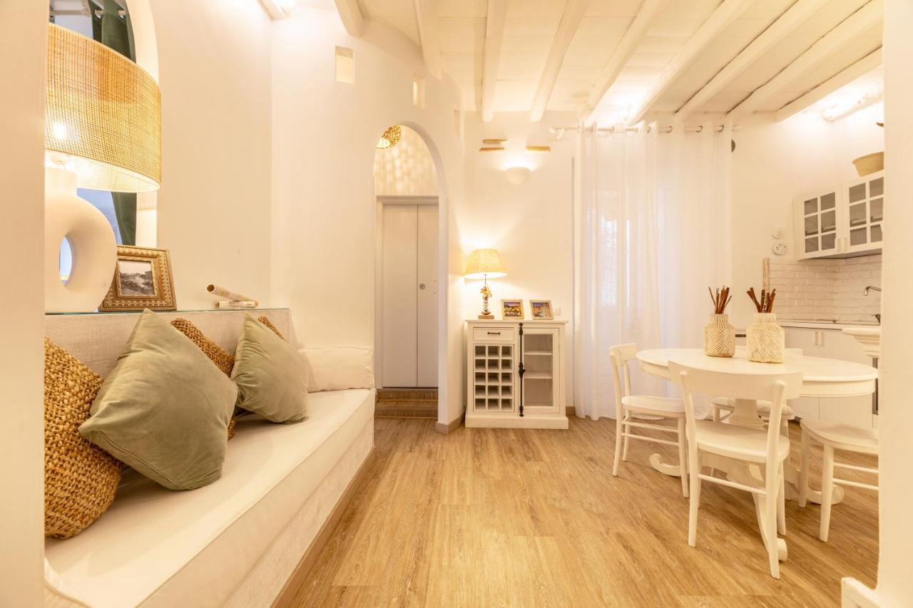 Vatican Borgo Pio Splendid Apartment - 4