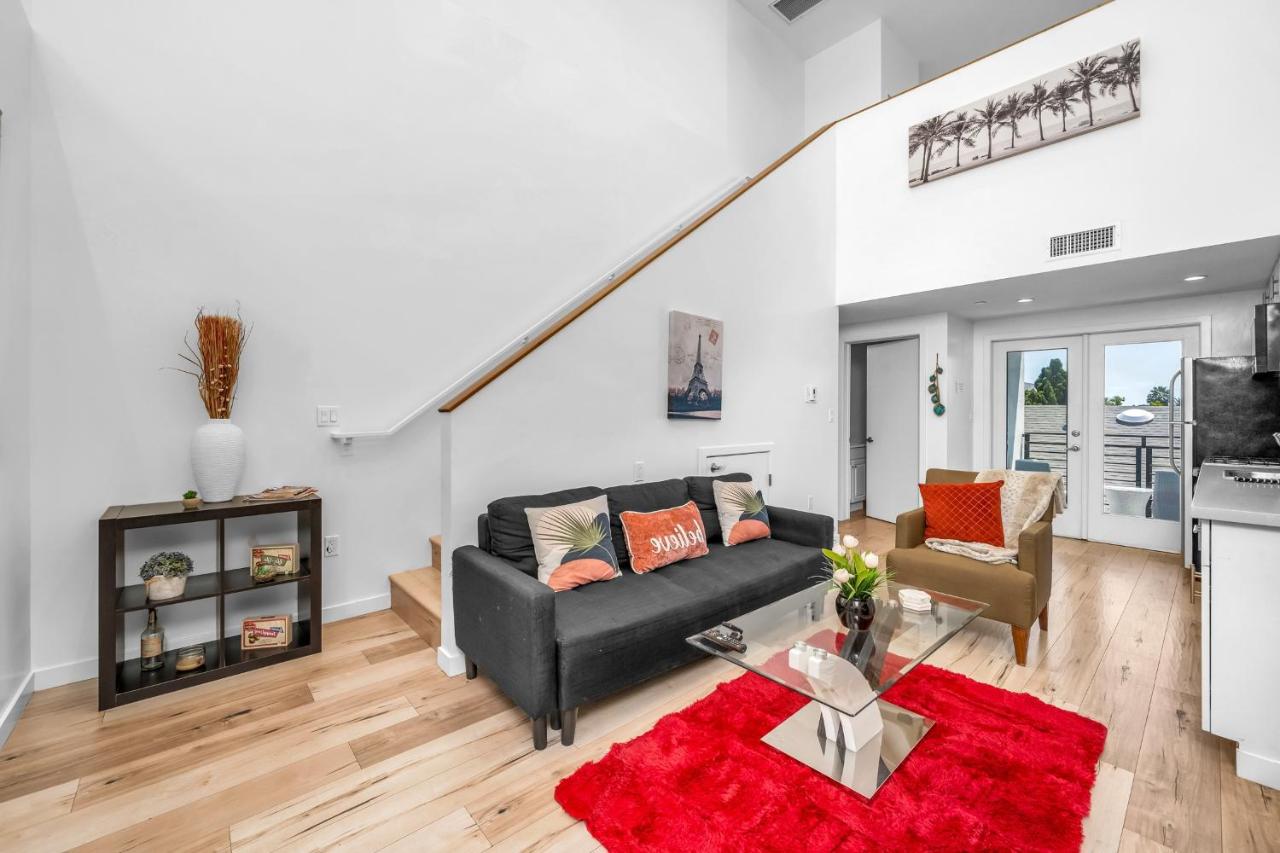 Modern Chic Loft In Hollywood-Koreatown With Parking