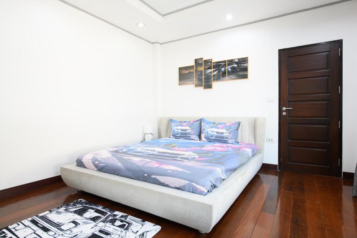 Garage House Bangkok-Car Theme Stay 8Bed 6Room - 3