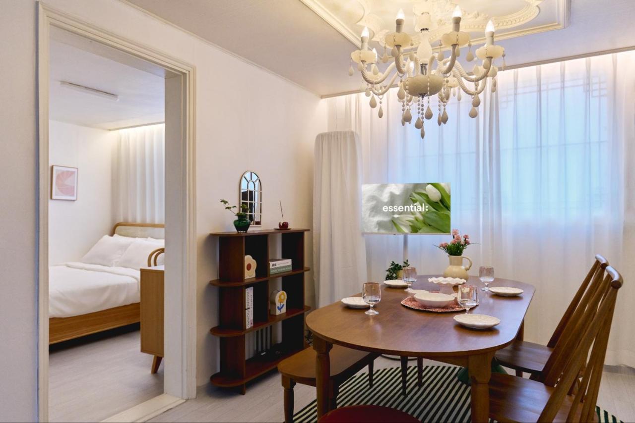 Cozy Stay near Hongdae & Yeonnam, 10min to Subway - 2