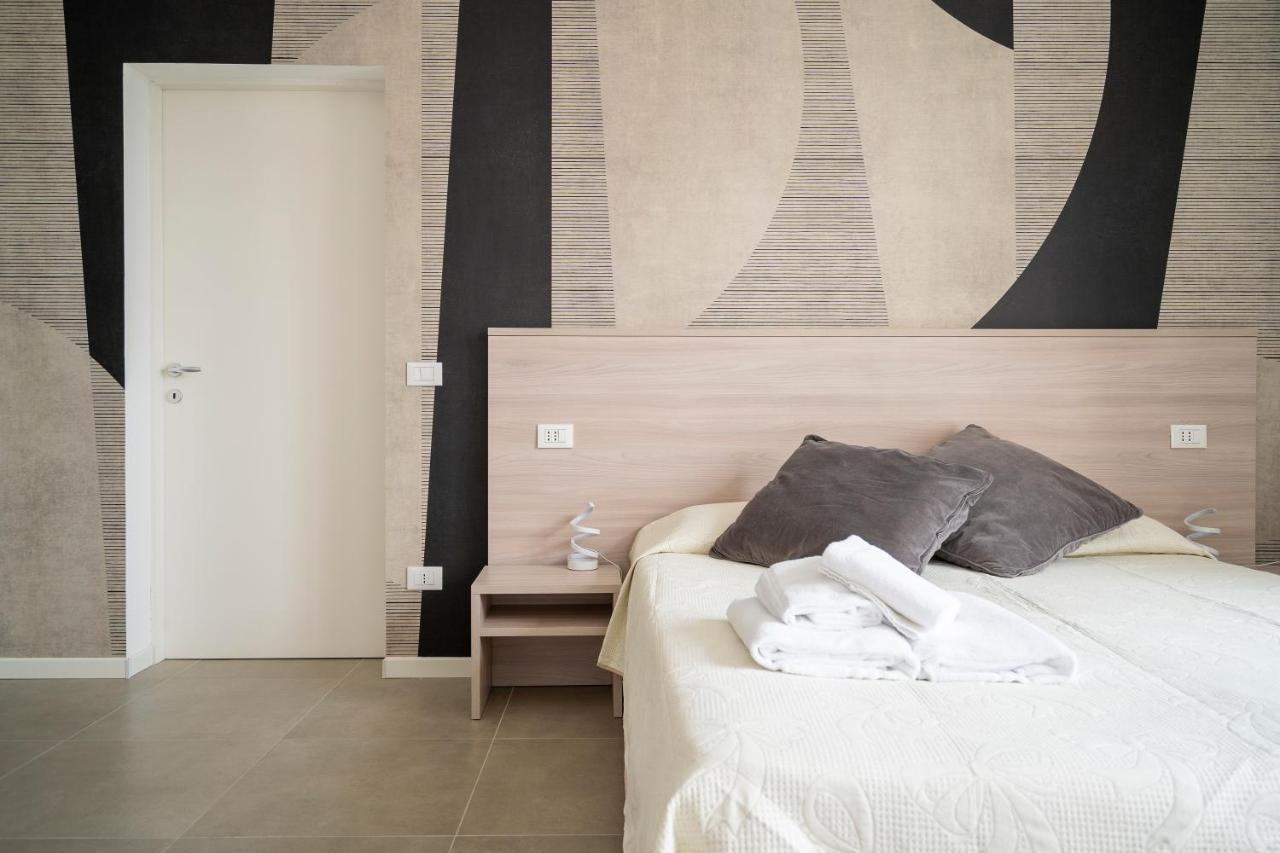 Appia Rooms Free Parking 10 min to Venice Easy Access - 2