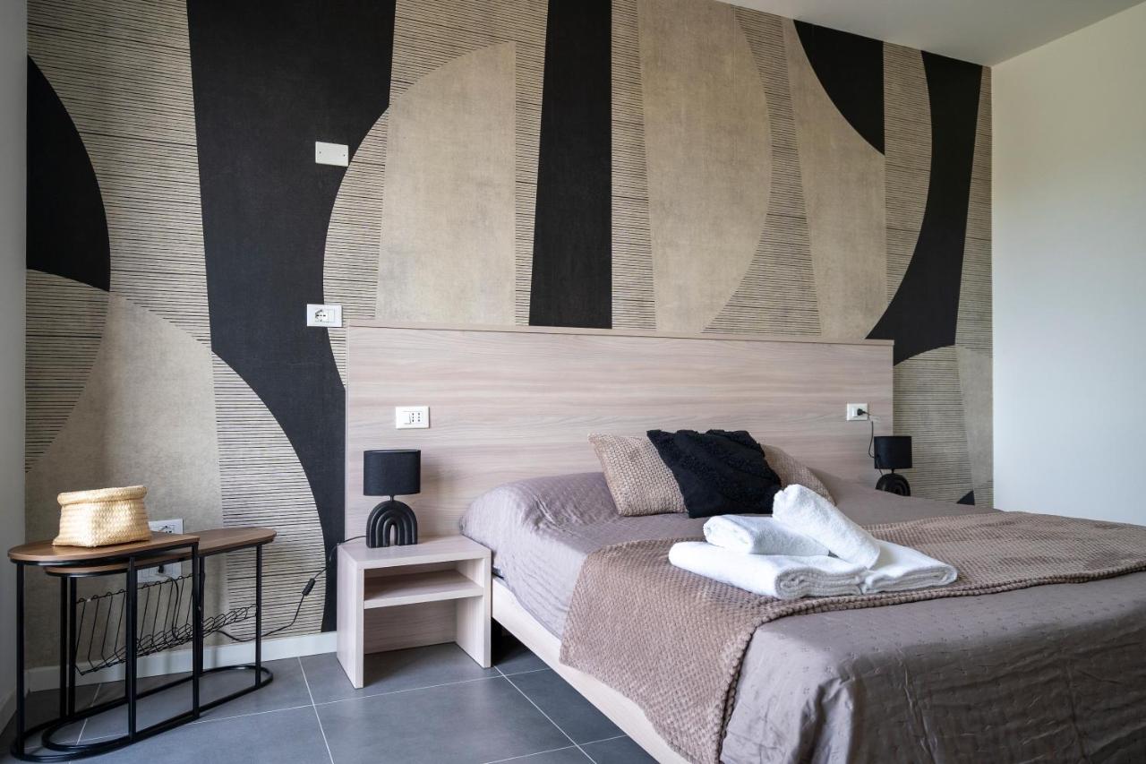 Appia Rooms Free Parking 10 min to Venice Easy Access - 5