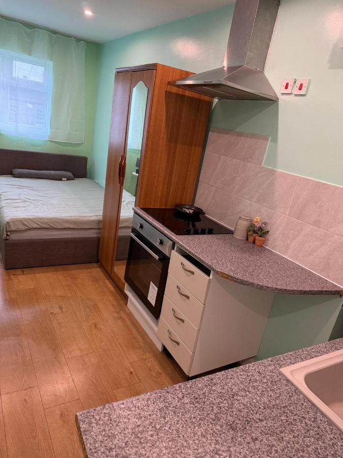 Alins Boutique Stay Inn - 4
