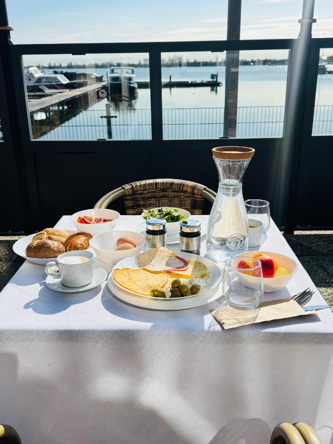 Weromerie Premium Hotel and Apartment - 5