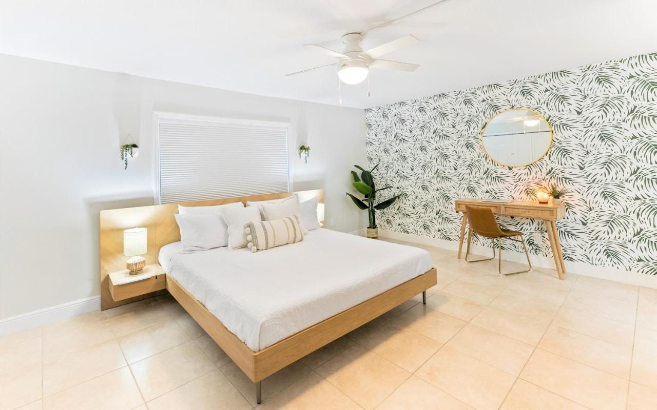 Beach Club Condos — photo 12