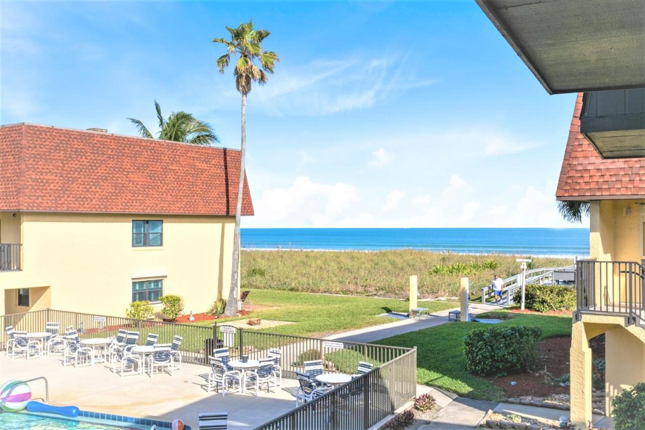 Beach Club Condos — photo 7