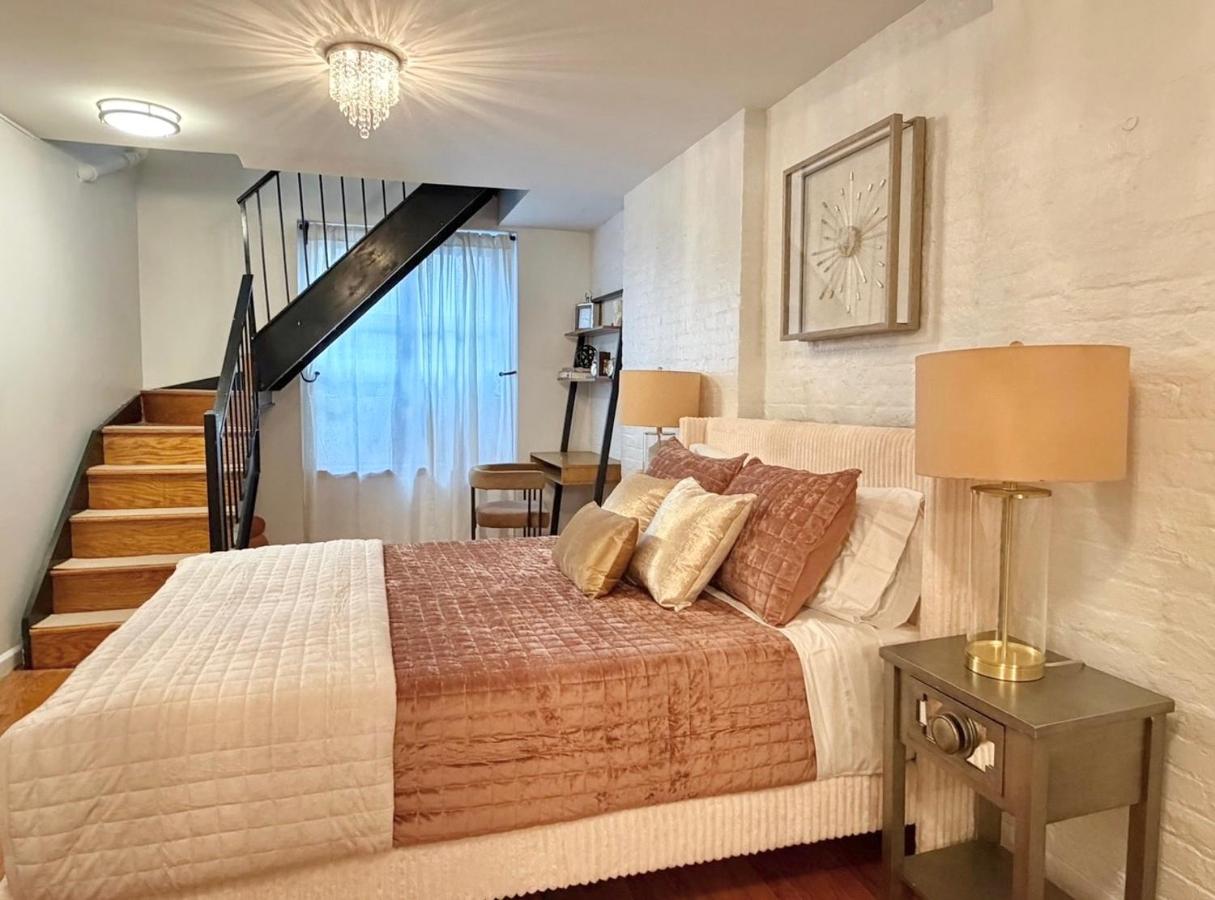 Gorgeous 2 Bedroom 2 baths NYC Oasis - 2
