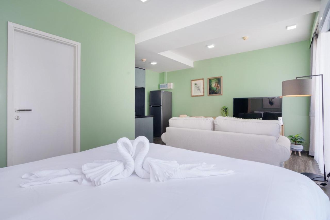 The DECK CONDOMINIUM - 5