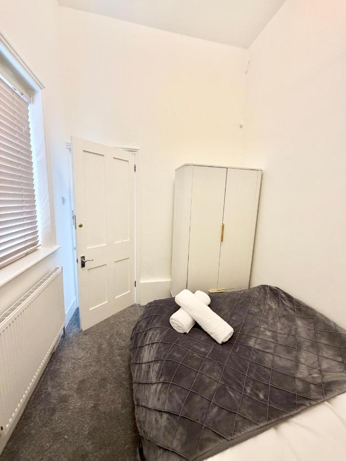 Luxury House in Westminster - 3