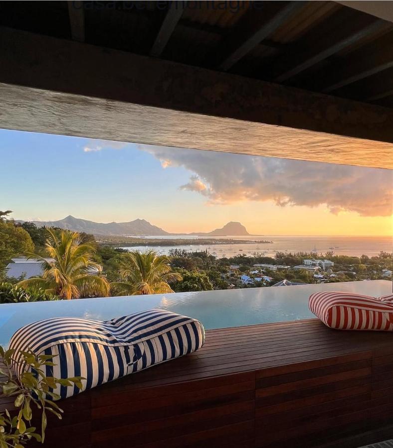 Casa Belle Montagne - Contemporary Seaview Villa