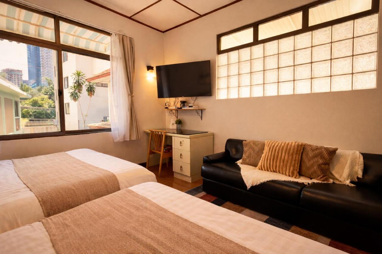 Old Bangkok Charm - PhayaThai BTS 2 min - 4 Guests - 2