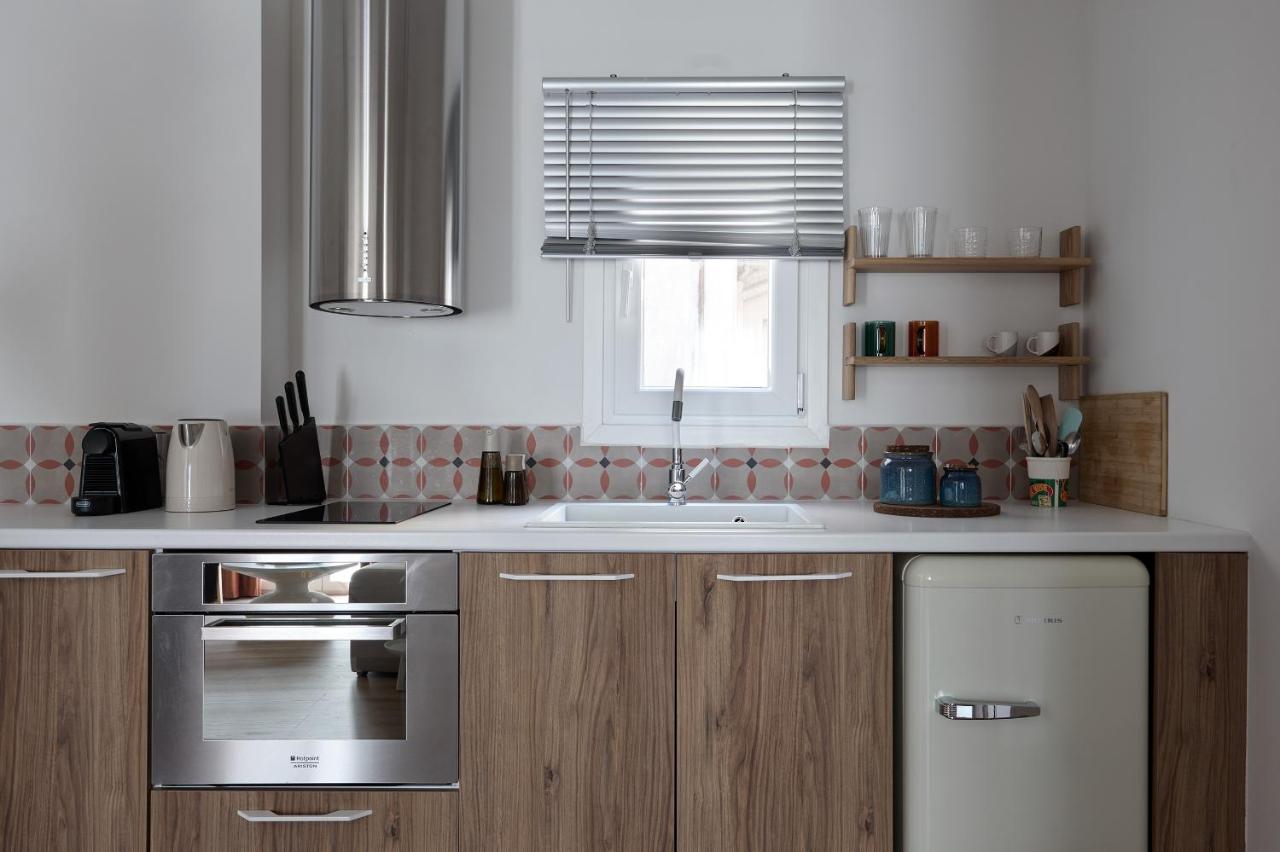 Cozy Apartment steps away from Acropolis and the Metro Station by Lumen Living - 5