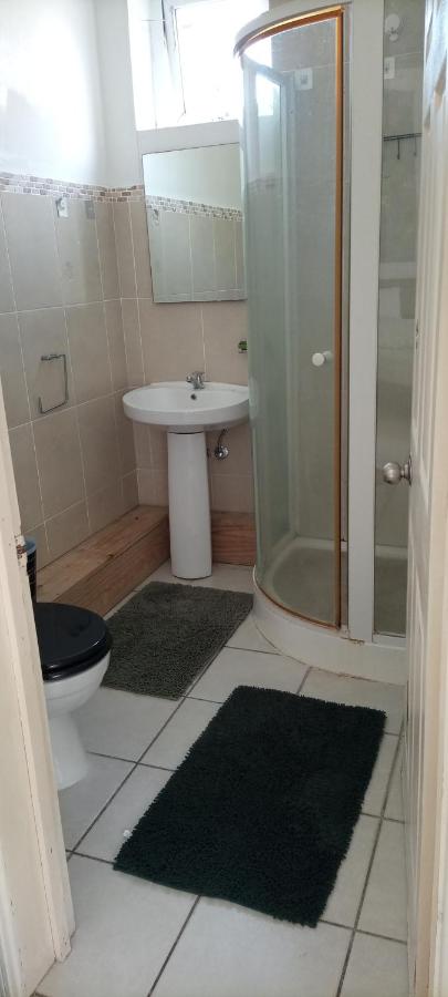 Perfect Modern Holiday Home for 7 in Flic En Flac - 4