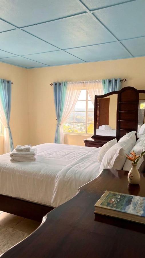 Moorish Mount High Mandeville Retreat - 2