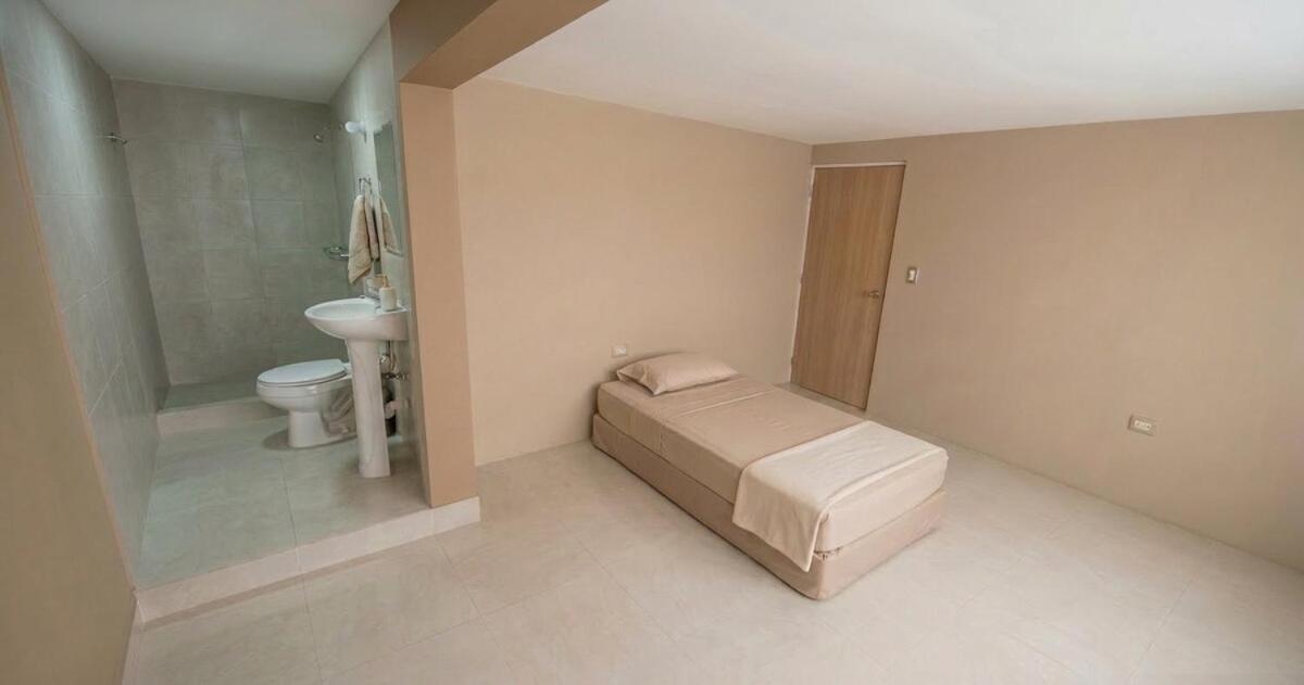 Moorish Mount High Mandeville Retreat - 3