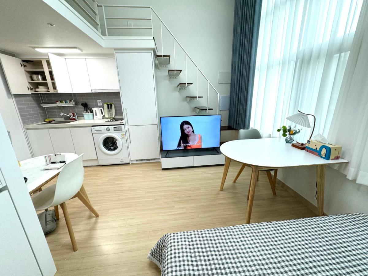 Dongdaemun Myeongdong DDP New loft Double Bed Room 5Mins to subway Station - 4