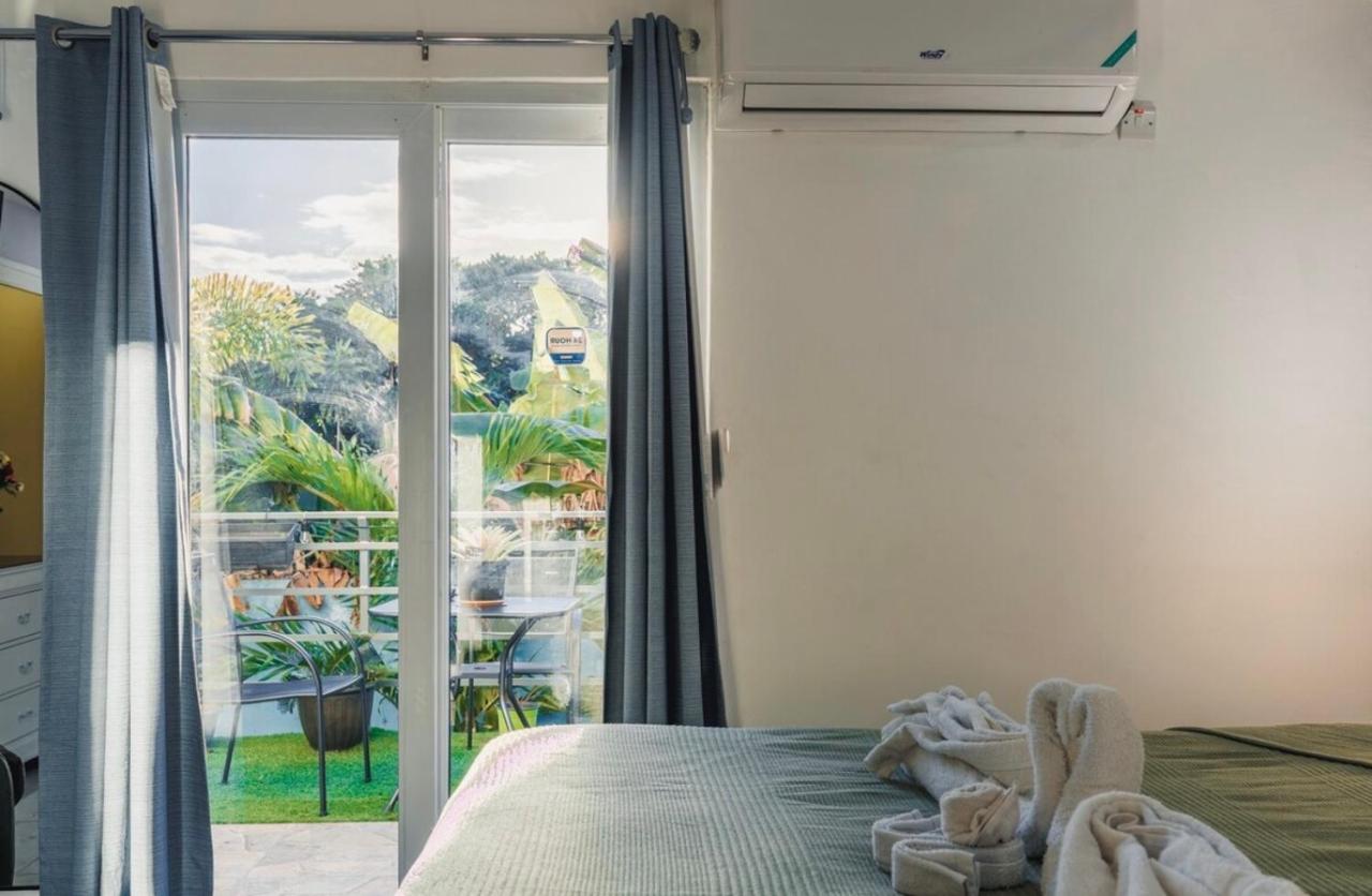Urban 1BR Apt with elevator and pool
