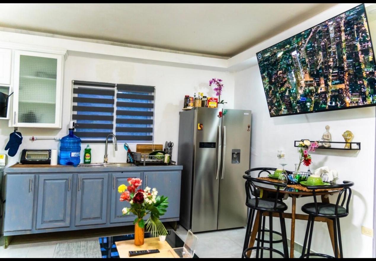 Urban 1BR Apt with elevator and pool - 3