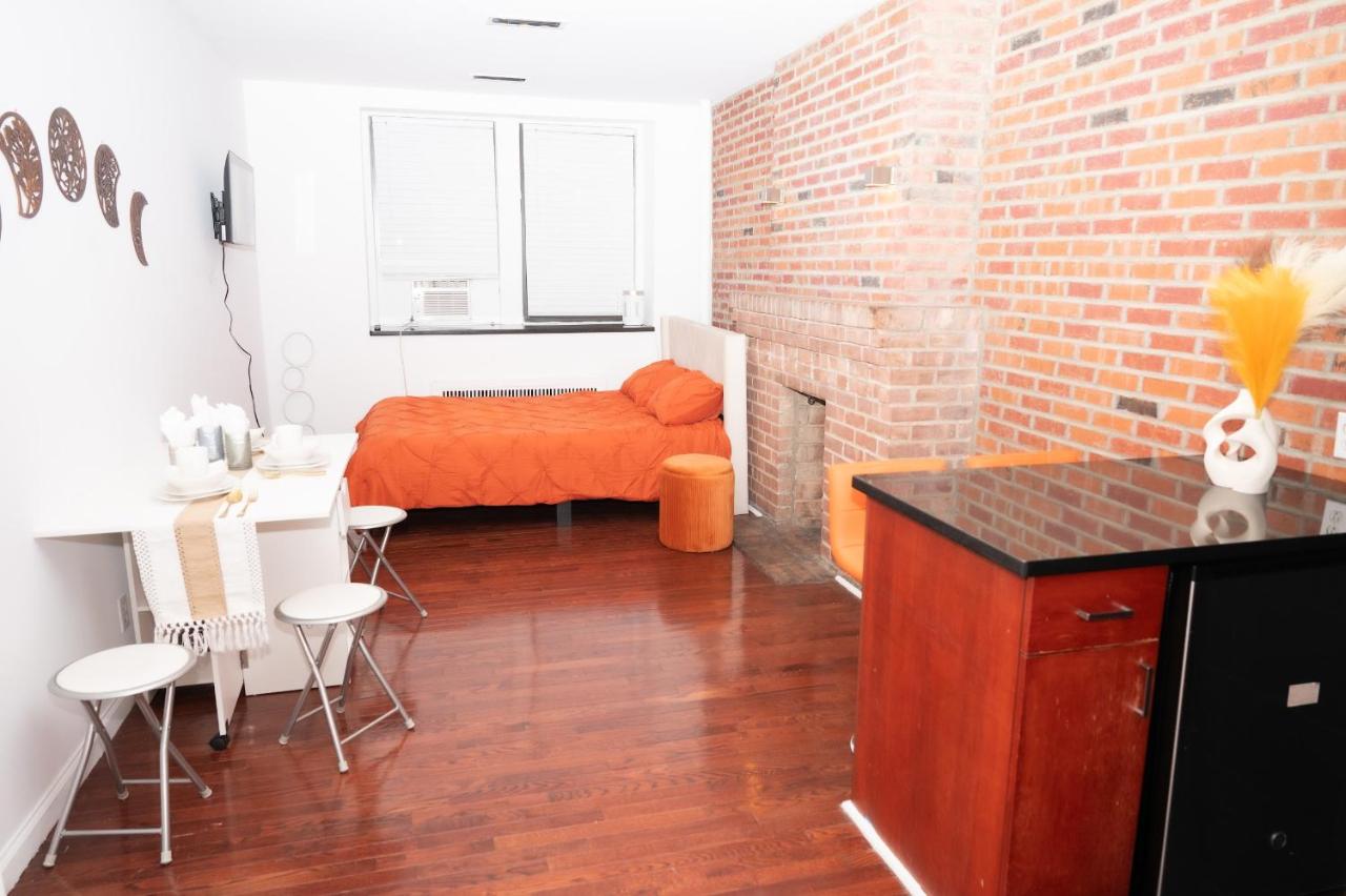 New York47-Chic3 West Village Escape-Prime Jane Street Location