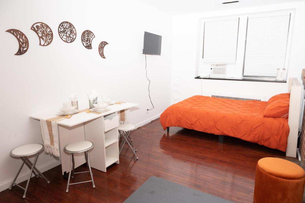 New York47-Chic3 West Village Escape-Prime Jane Street Location - 2