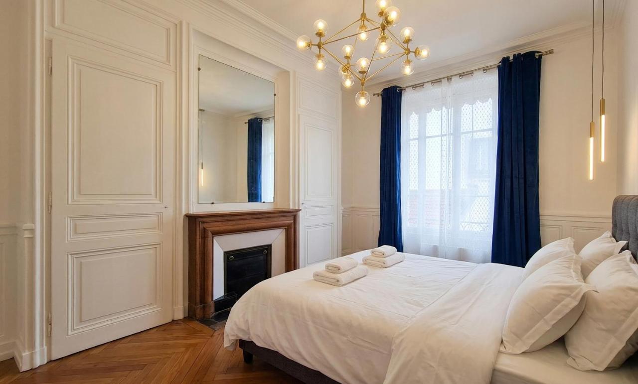 2BR Tour Eiffel Rapp Champs de Mars - 3