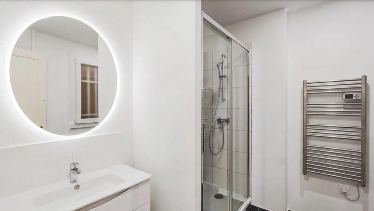 3BR Notre Dame Chanoinesse - 3