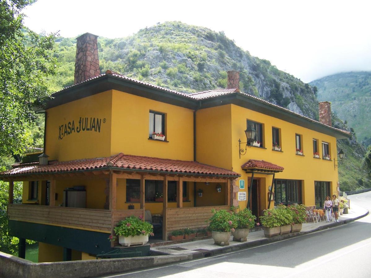 Hotel Casa Julián, Peñamellera Alta, Spain - Booking.com