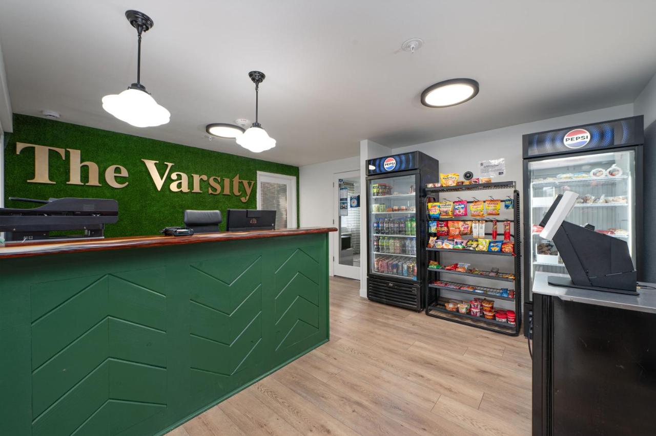 Varsity North Hotel — photo 19