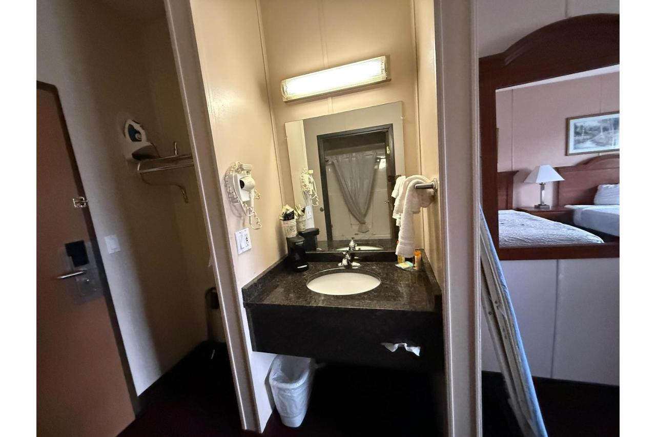 Fairbridge Inn & Suites Williston Near Airport — photo 3